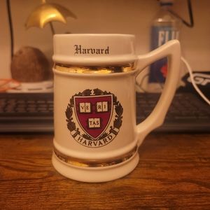 Vintage Harvard mug like new